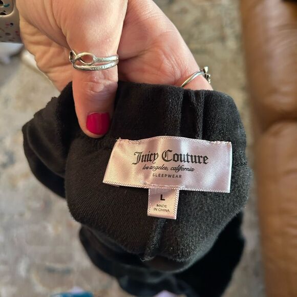 Juicy Couture Black Women's Shorts - Picture 3 of 3